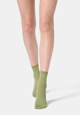 Ankle Sock in Scottish Lisle Fine Rib - Pistachio - Pistacchio | Oroblù