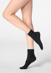 Ribbed Organic Cotton Socks - Black - Black | Oroblù