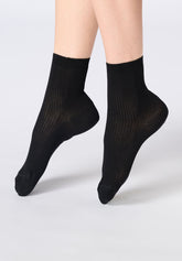 Ankle Sock in Scottish Lisle Fine Rib - Black - Black | Oroblù
